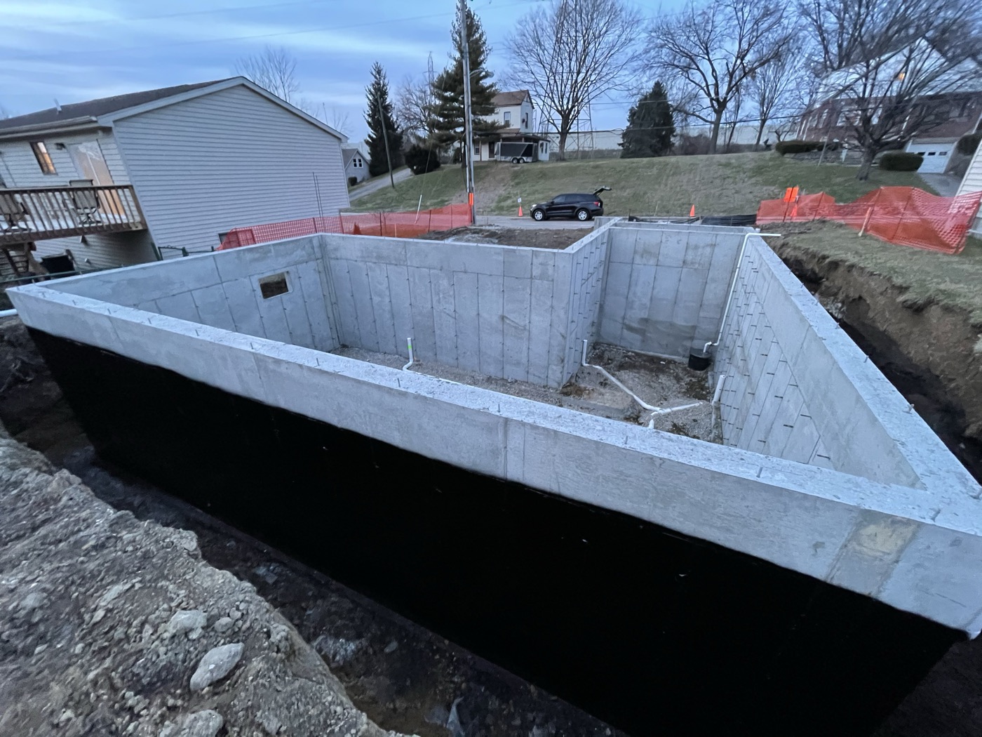 Poured concrete basement walls for a new home